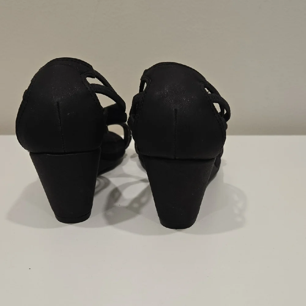 New York Transit Black Embellished T-Strap Sandals - Picture 4 of 8